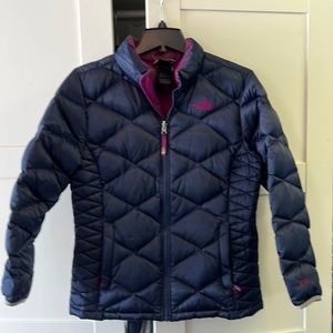 North face 550 kids Navy with magenta trim size xl B5